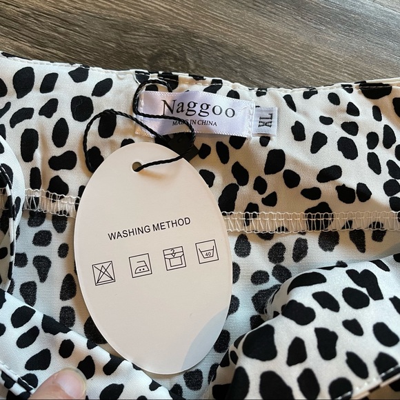 Black & White “Dalmatian” print ruffled wrap mini skirt - Picture 3 of 10